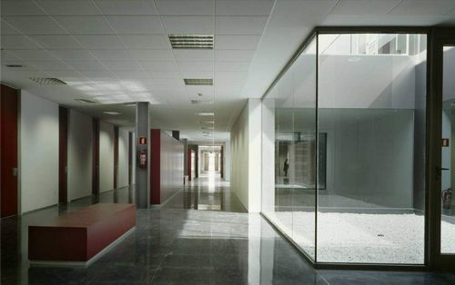 西班牙瓦伦西亚大学扩建大楼