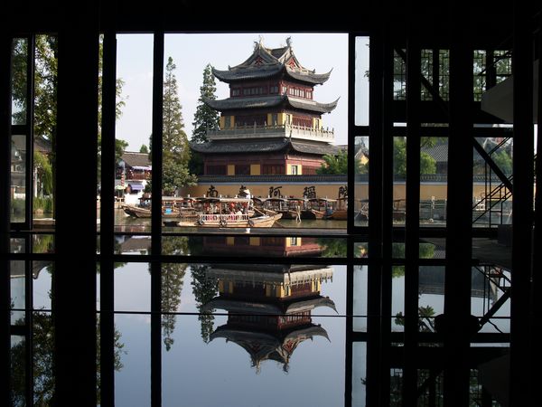 12中国设计大展入选作品--朱家角谭盾水乐堂 -