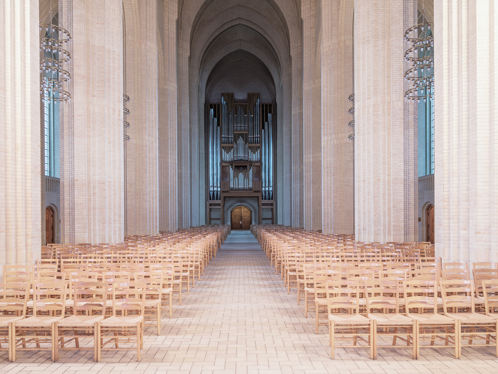 哥本哈根管風琴教堂 (Grundtvigs Kirke) - Danielson在童話王國丹麥 (@ludaniel68)